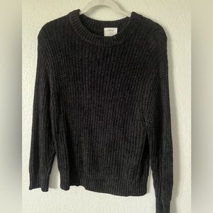 Aritzia Wilfred black sweater